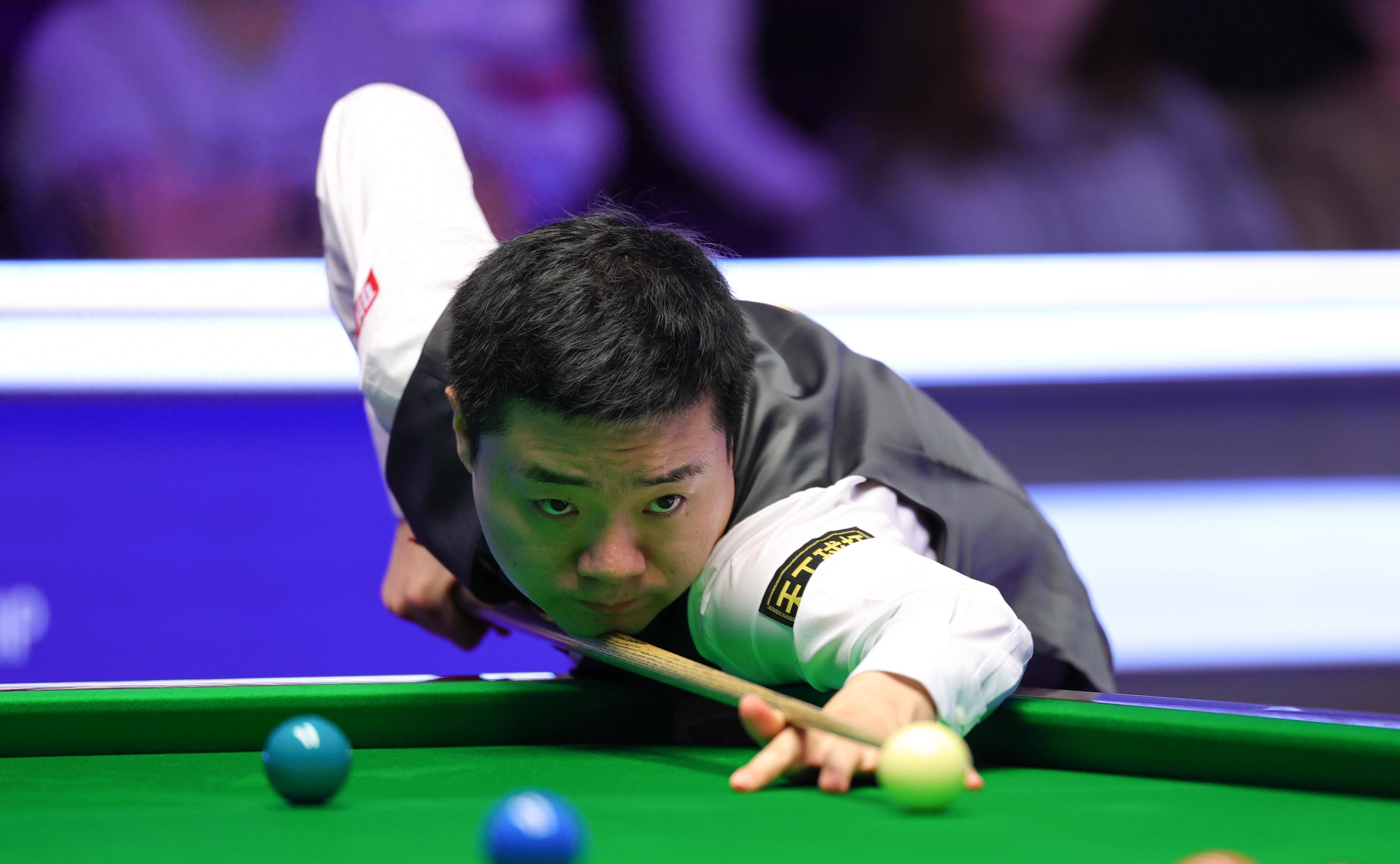 通过他们出 通过他们出