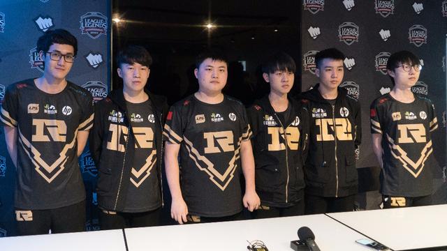 在今年的U 在今年的U