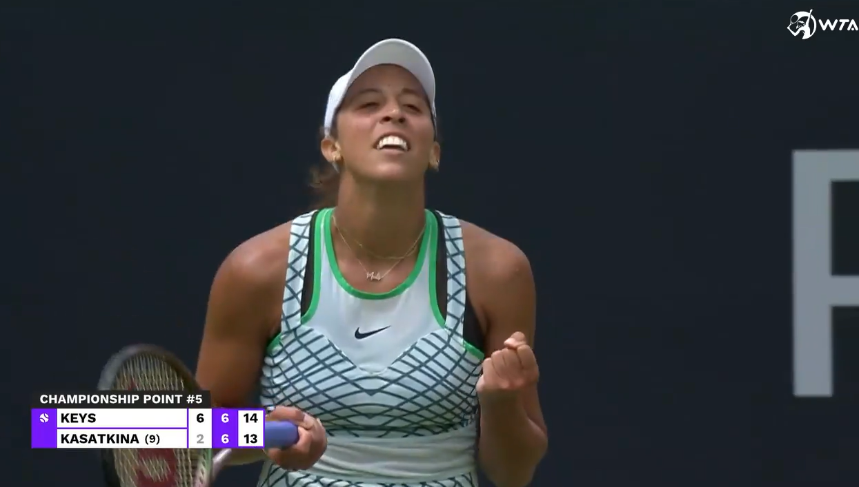 更是迫使球 更是迫使球